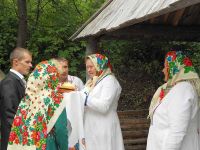 Встреча молодых хлебом, солью, Марьян памаш, 2013 г.